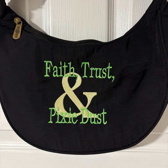 NEW!! Thirty-One Black Crossbody Bag Faith Trust Pixie Dust Embroidered Disney - Picture 2 of 7